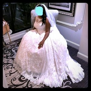 Oleg Cassini wedding gown